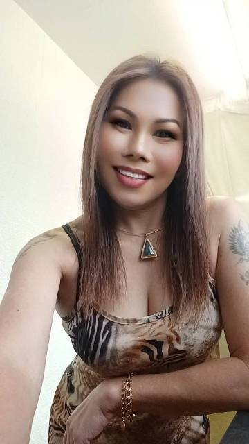 VERZAUBERNDE THAI HÄNDE ERWARTEN DICH  | SexABC.ch