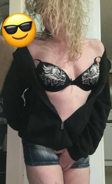 Coni privat – diskret & exklusiv für Herren mit besonderen Wünschen | SexABC.ch