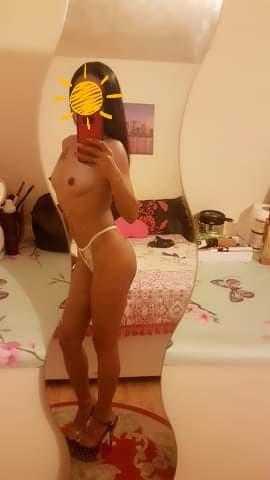  Kitti mit einem perfekten Modelkörper | SexABC.ch