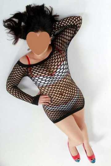Melina wieder im Frauenfeld | SexABC.ch