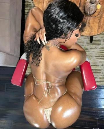 VERSAUTE FEUCHTE SPANISCHE MASTURBATION | SexABC.ch