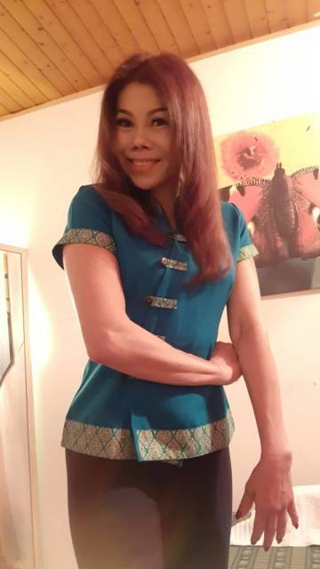 VERZAUBERNDE THAI HÄNDE ERWARTEN DICH  | SexABC.ch