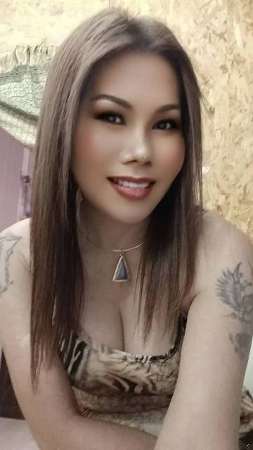 VERZAUBERNDE THAI HÄNDE ERWARTEN DICH  | SexABC.ch