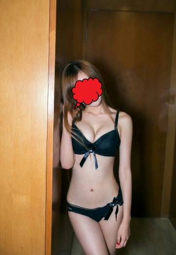 Asia Schönheit Traum Sex mit Sympathische sehr schlanke Figur | SexABC.ch