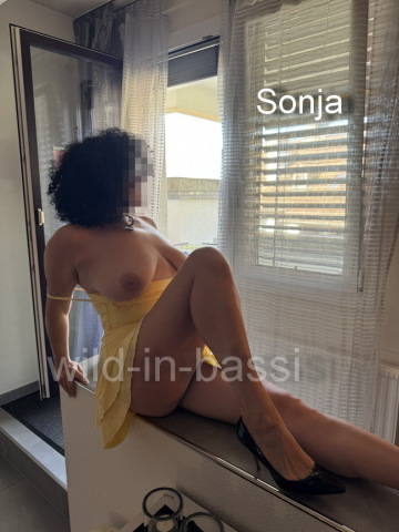 Heiss + sexy; geiler Deepthroat! | SexABC.ch