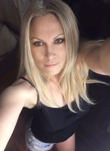 MILF mit top Figur will geleckt werden!! Heisse ZK, schlanke Figur, Escort.  | SexABC.ch