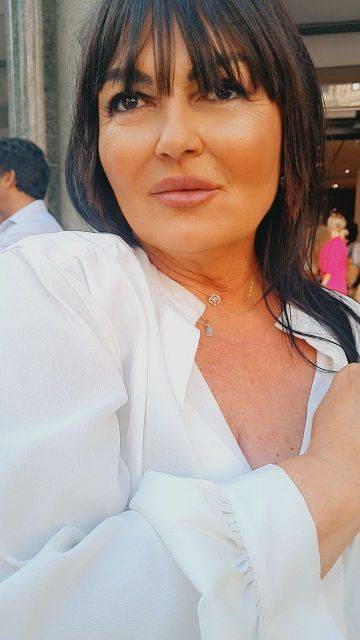 ATTRAKTIVE VOLLBUSIGE MILF WIEN | SexABC.ch