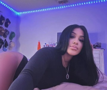 LATINA SEXBOMBE an der Burgstr. 31  ich bin heiss frech und geil für dich | SexABC.ch