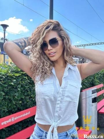 Pornstar ALMA | SexABC.ch