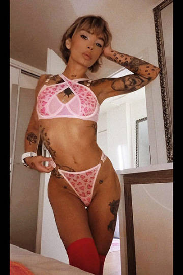 Teeny Girl! Geiles Sex Erlebniss! Top Service! Diskret in BERN | SexABC.ch