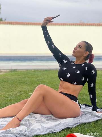 LASS MICH DEINE LIEBHABERIN, FREUNDIN UND SCHWESTER SEIN... ELEGANTE SIE SUCHT | SexABC.ch