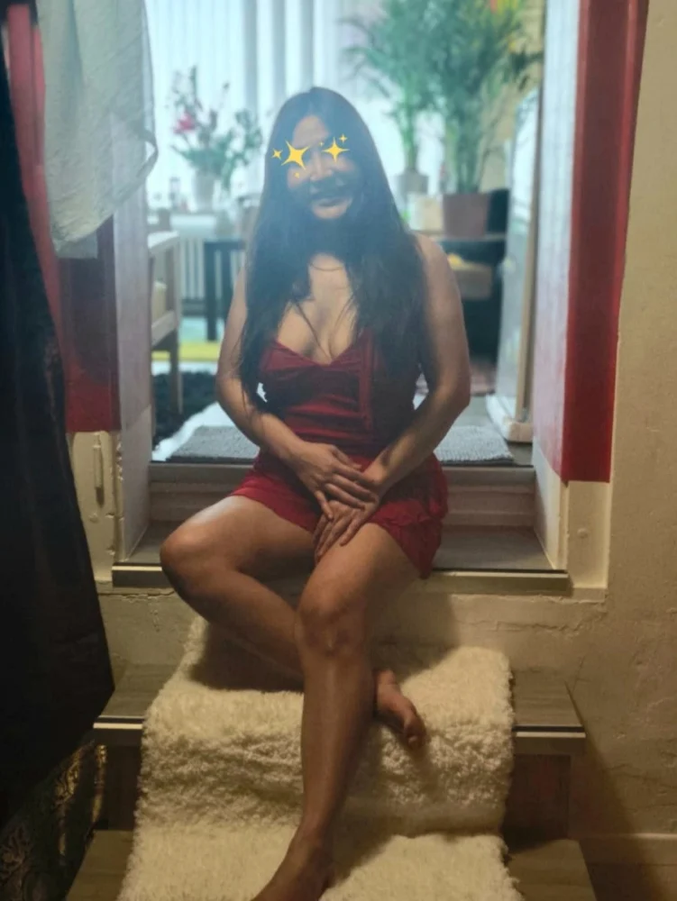 SEHR FEMININE SEXY  THAI - GANZKÖRPERMASSAGE | SexABC.ch