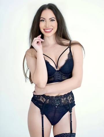 Mia skinny  Masseurin  | SexABC.ch