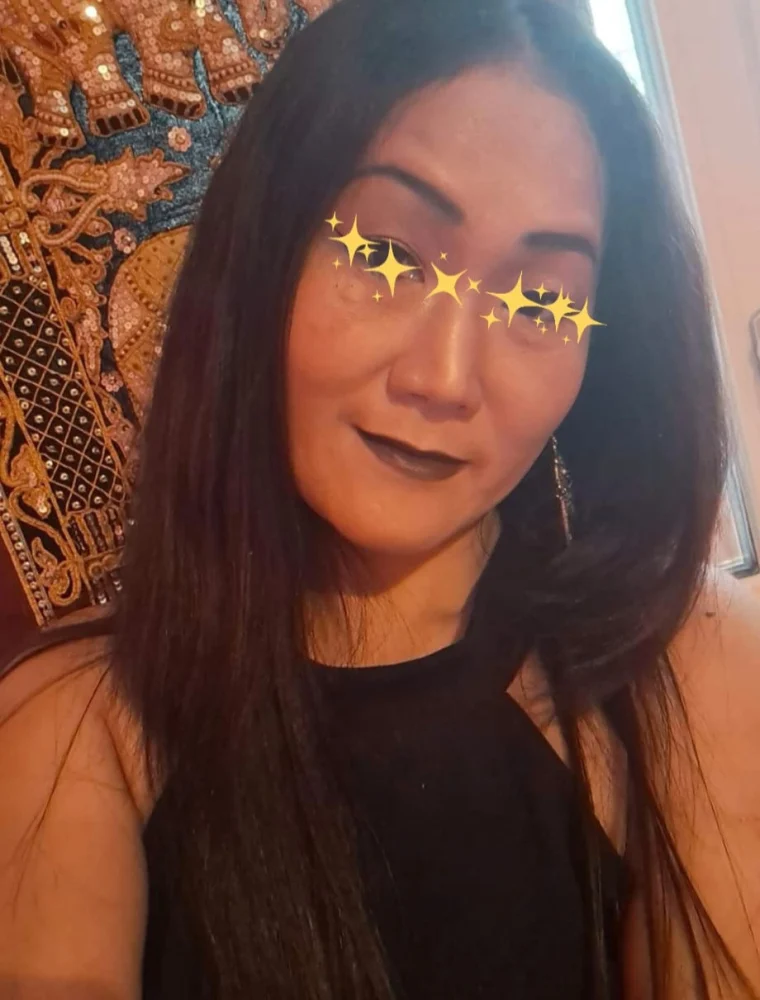 SEHR SYMPATISCHE  THAI - GANZKÖRPERMASSAGE | SexABC.ch