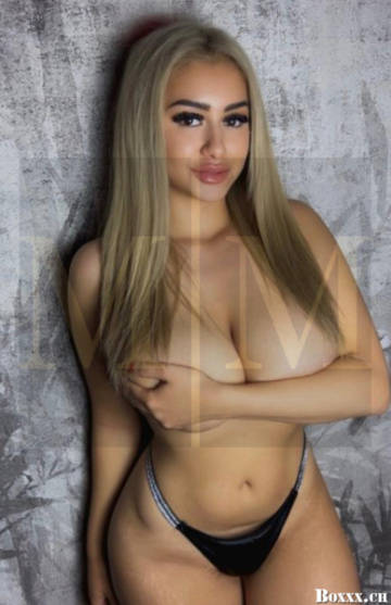 18-jährige Spalte wartet.... | SexABC.ch