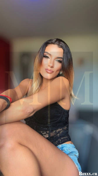 Schwanzgierig und eng gebaut | SexABC.ch