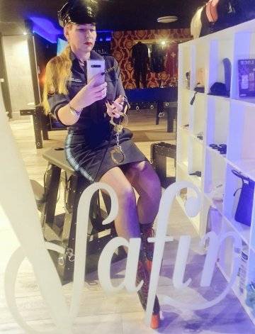 Bi- Party | SexABC.ch