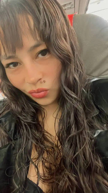 Heisse Latina für ein Treffen ohne Zeitdruck | SexABC.ch