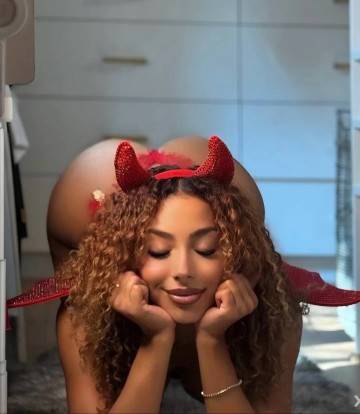 WILDE SEX FANTASIEN bei Alessandra   (neue Nr.) | SexABC.ch