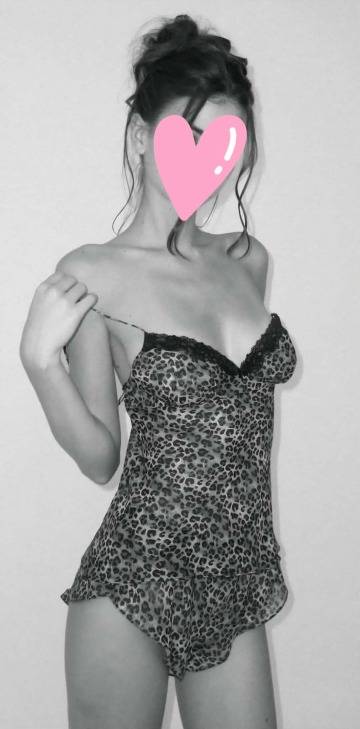 zärtlich,experimentierfreudige Single-Schmusekatze mit Stil und Niveau nur wir z | SexABC.ch