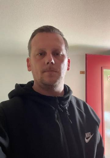 Mann sucht Frau für sinnliche Treffen | SexABC.ch