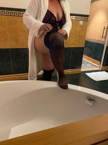 CH in Baden bietet 90 Min. rotes Tantra Fr. 300.- | SexABC.ch